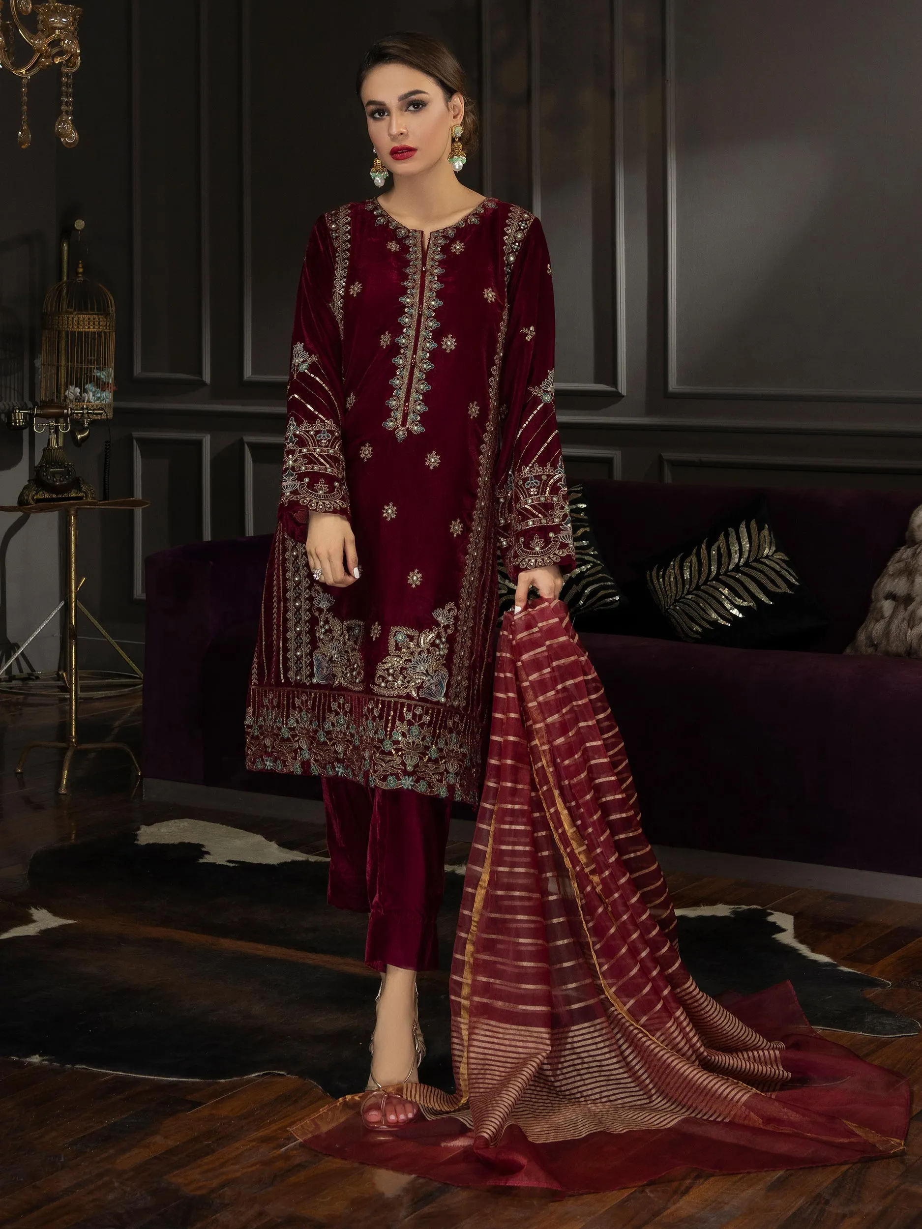 3 Piece Velvet Suit-Embroidered (Unstitched)