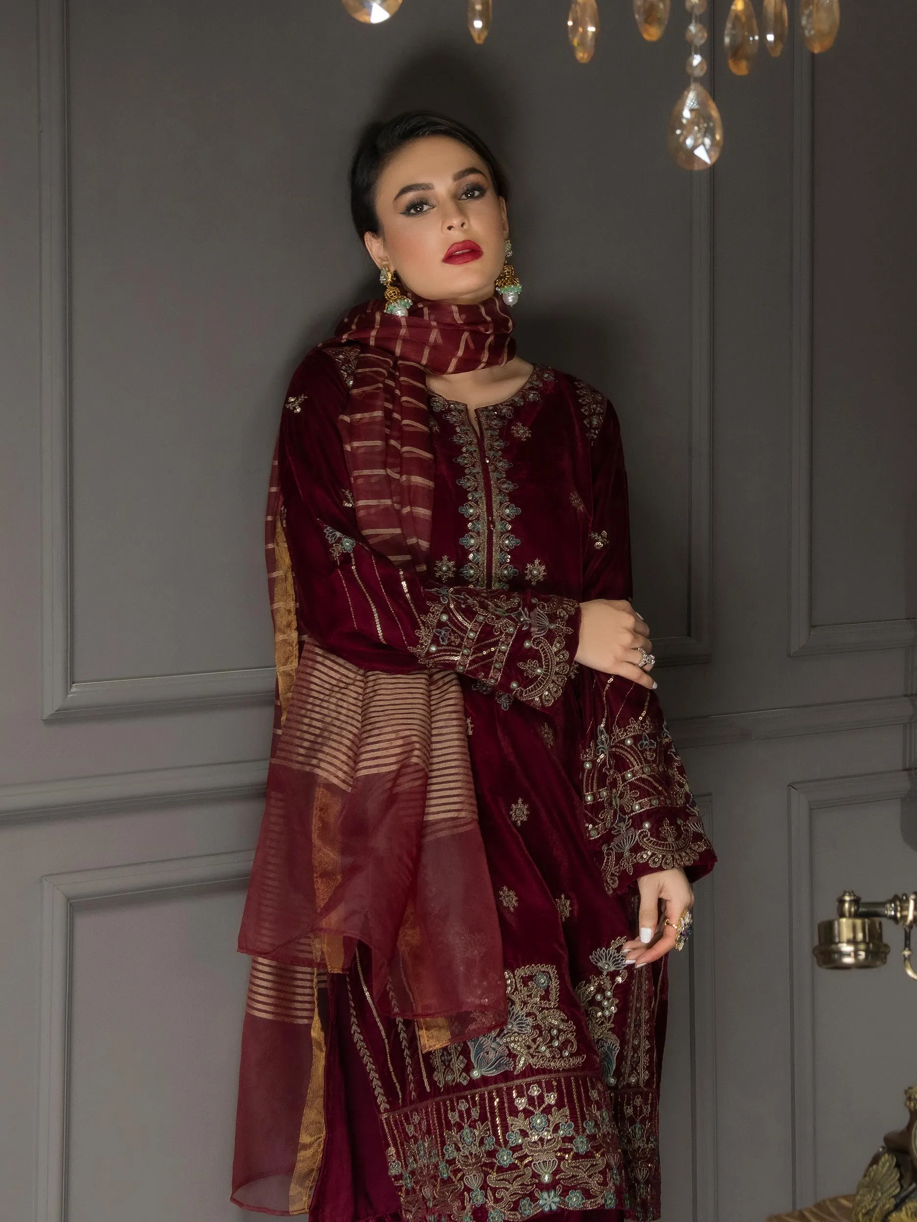 3 Piece Velvet Suit-Embroidered (Unstitched)