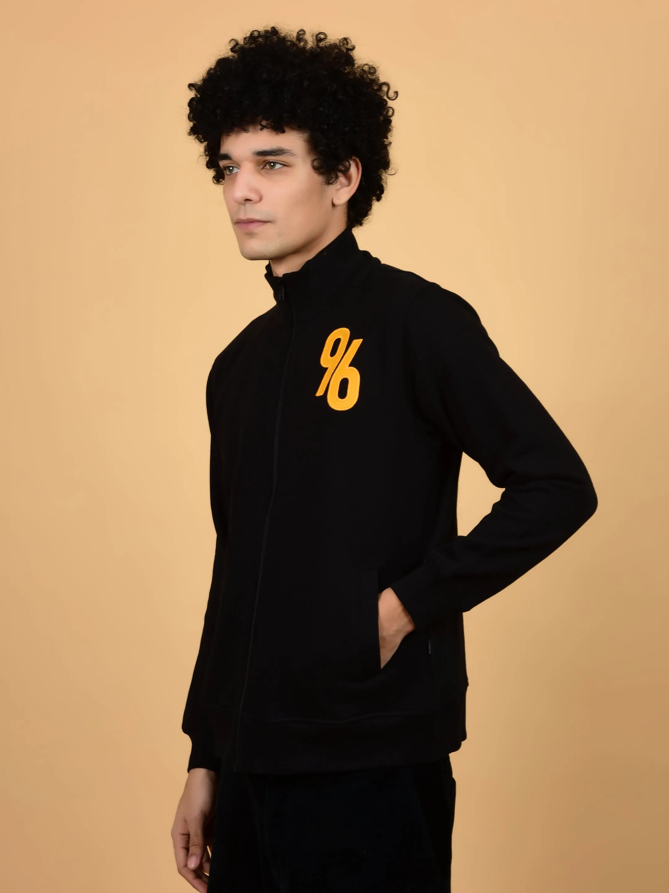 Flawless Trendy Men Black Zipped Sweatshirt