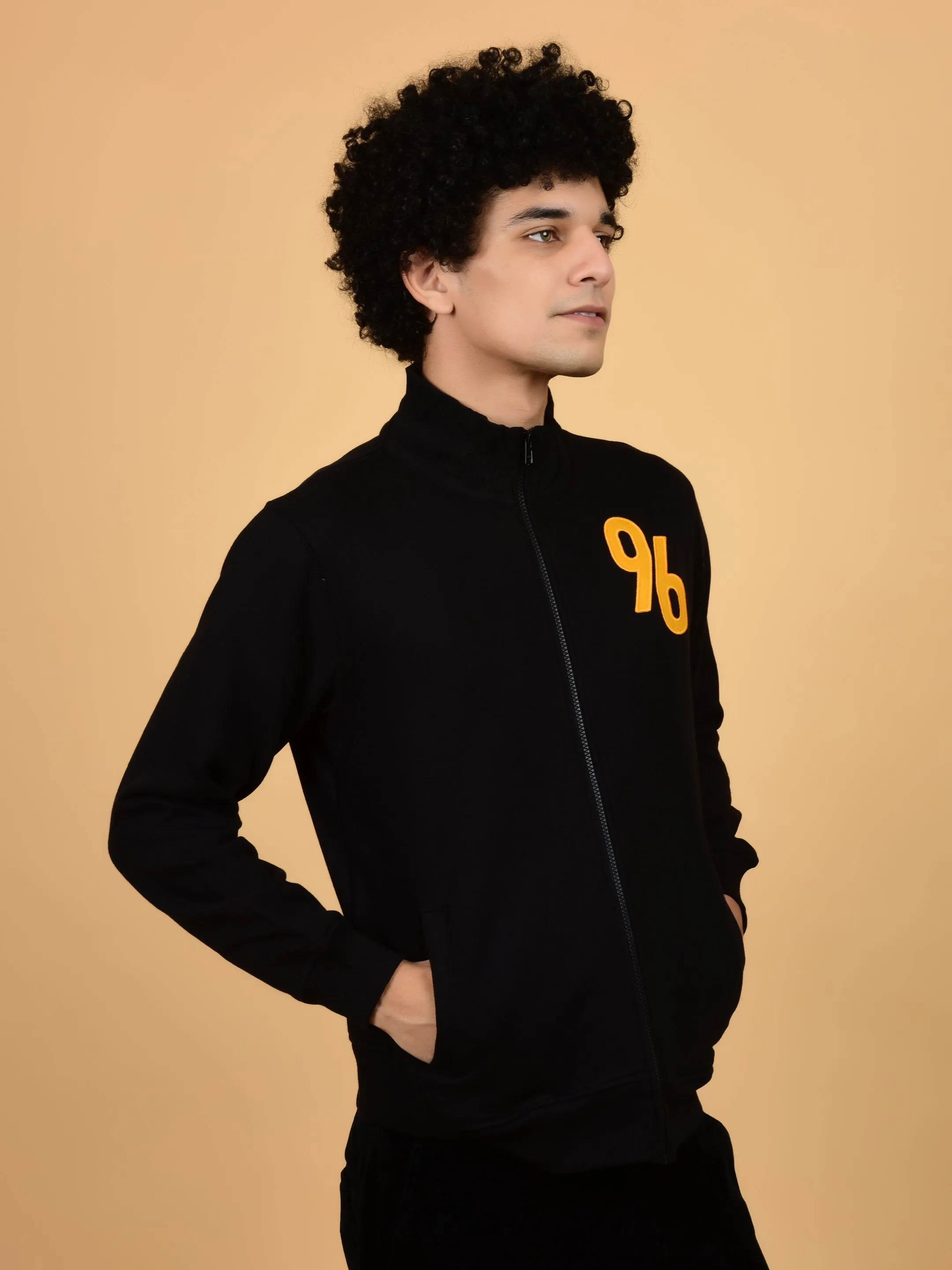 Flawless Trendy Men Black Zipped Sweatshirt